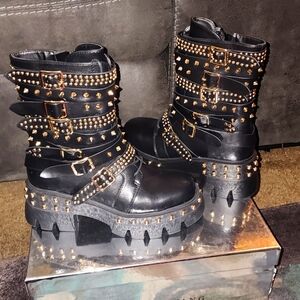 Black gold studded Azalea Wang punk  boots size 7.5